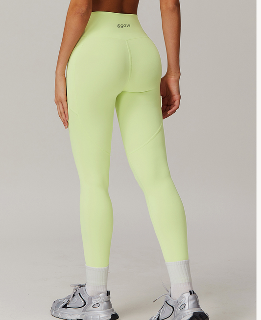 feature pockets, a high-rise waist & 4-way stretch for comfort, shape & daily performance.