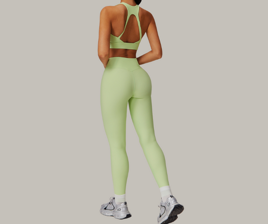 These high-waisted ribbed leggings offer a sculpting fit with a soft, stretchy feel. Ideal for yoga, Pilates, walking, and strength training—comfort meets style for studio and street