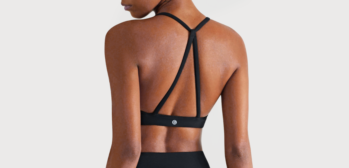 This vibrant sports bra features a flattering scoop neckline and stylish strappy back design for light to medium support. Crafted from soft, stretch fabric that moves with you while keeping you cool and comfortable.
Fitness Suitability:
Ideal for yoga, Pilates, barre, walking, and everyday active wear—perfect for low to moderate impact workouts with a bold, confident look.