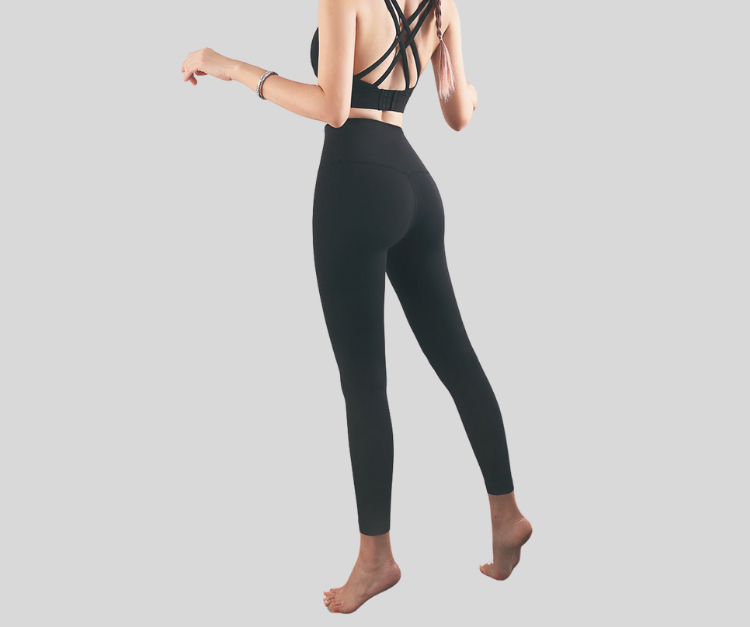 Designed for a sleek, supportive fit, these high-waisted leggings offer smooth compression and a sculpting silhouette. Made with moisture-wicking, 4-way stretch fabric to move with you through every rep.

Fitness Suitability:
Perfect for strength training, running, HIIT, yoga, and everyday active wear.